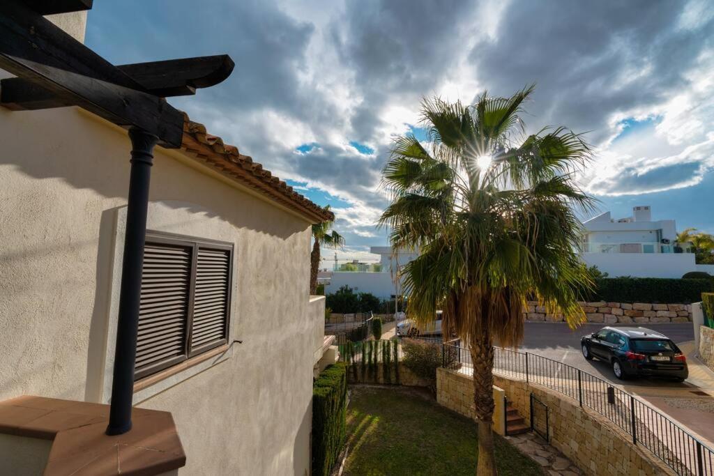 Villa Lux Финестрат Екстериор снимка